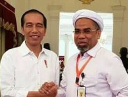 Masuk Istana, Ali Ngabalin Lantang Bela Rezim Jokowi