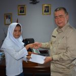 Putri Agustin Bisa Sekolah, Nasrul Abit Senang