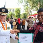Pasar Koto Baru Kambang Dapat Penghargaan Dari Gubernur Sumbar
