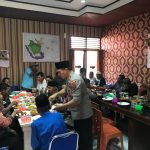 Kapolres Solok Selatan: Ajak Puluhan Tukang Ojek dan Pedagang Makan Siang