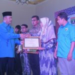 Yuliza Zen dan Alvin dari Padang Panjang, Raih Penghargaan Pemuda Berprestasi Sumbar