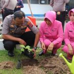 Peduli Penghijauan, Polres Payakumbuh Gelar Kegiatan Penanaman 1000 Bibit Pohon