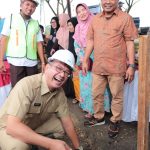 Letakkan Batu Pertama Pembangunan Musholla Al Arrodhan, Riza Falepi : Saya Sangat Ingin Bangun Masjid Raya