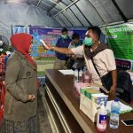 Wakil Ketua DPRD Wulan Denura Berikan Support Petugas Posko Covid-19