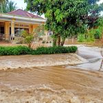 Banjir Bandang Rendam Lima Nagari di Kecamatan Ulakan Tapakis