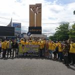 Di Penghujung Tahun Partai  Golkar Bagikan Masker Buat Masyarakat Payakumbuh