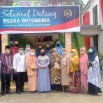 Rindu Masa Sekolah, Rezka Oktoberia Sambangi SMAN 2 Payakumbuh