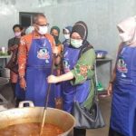 Tamu Dari Bumi Lancang Kuning Datangi Sentra IKM Randang Payakumbuh