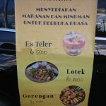 Lapak Kapak Bagi Ratusan Takjil Buka Puasa