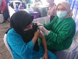 Warga yang Ikuti Vaksin di Posko Rezka Oktoberia, Berpesan Jangan Takut di Vaksin
