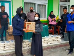 Hadiri Vaksinasi Rezka Oktoberia Bagikan Door Prize