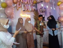 Erwin Yunaz Resmikan Dapur Yummy Payakumbuh