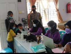 Capai Herd Immunity, Kelurahan Koto Baru dan Balai Jariang Lakukan Vaksinasi