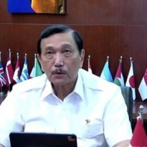 Luhut, Karantina PPLN Dikurangi Dari 7 jadi 5