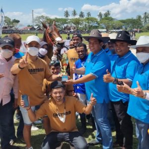 Santana Princes Juara I , Kadis PUPR Serahkan Trophy di Ajang Payakumbuh – Bank Nagari Open Race 2022