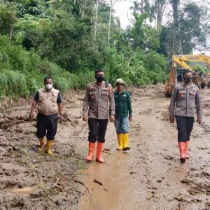 Habis Gempa Pasbar DiHantam Longsor, Korban Tewas 11 Orang Dan Hilang 4 Orang