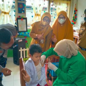 Siswa SDN 5 Payakumbuh Ikuti Vaksinasi Covid-19