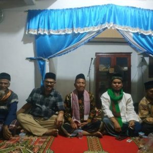 Jemaah Surau Suluk Al Ihsan Taratak Buka Bersama Legislator Edward DF