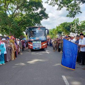 122 Jemaah Haji Payakumbuh Bertolak Ke Embarkasi Padang