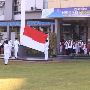 Upacara Peringatan Hardiknas Berjalan Hikmat Di Balai Kota Payakumbuh