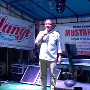 Reses Mustapa Dan Hiburan Rakyat Di Moment HUT RI Ke-77