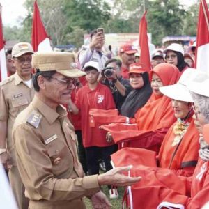 Bupati Puji Antusiasme Masyarakat Kapur IX Semarakkan Hari Kemerdekaan