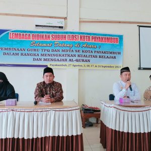 50 Guru TPQ Payakumbuh Selatan Dibina, Kabag Kesra Irwan : Baik Buruk Bacaan Anak TPQ Berada Ditangan Guru