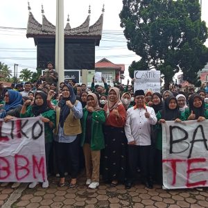 Wakil Rakyat Kota Payakumbuh Sepakat Bersama Mahasiswa Tolak Kenaikan Harga BBM