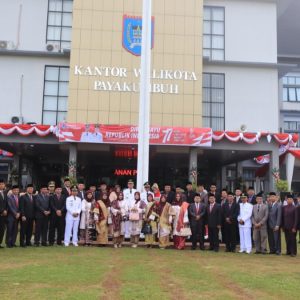 Ini Kata Ketua GOW Machdalena Erwin Yunaz Saat Hadiri Upacara Bendera Di Kantor Wali Kota