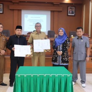 Wali Kota Riza Falepi Dan DPRD Sepakati APBD Perubahan Tahun 2022