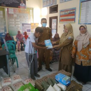 Pemko Payakumbuh Salurkan Bantuan Pemakanan Buat Warga Disabilitas, Anak, dan Lanjut Usia Terlantar