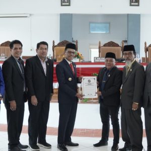 Rapat Paripurna Pandangan Akhir Fraksi Terhadap RAPBDP,  Bupati Safaruddin Tekankan Ini