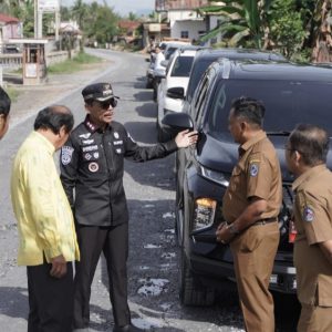 TINJAU PENGERJAAN JALAN, BUPATI SAFARUDDIN: AKSES MENUJU KAWASAN WISATA KAPALO BANDA, AKHIR TAHUN LANCAR