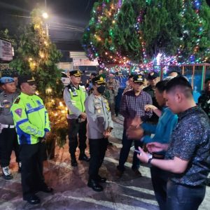 Pastikan Keamanan, Walikota Bersama Kapolres Payakumbuh Cek dan Kontrol Gereja Saat Malam Natal