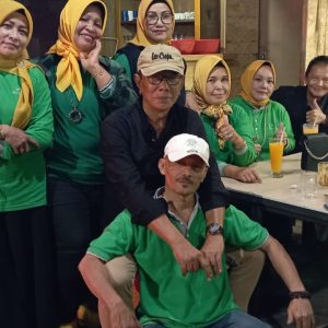 Bersama Sahabat 87 Ketua Demokrat Kota Payakumbuh Rayakan Ulang Tahun Ke 55