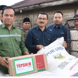 Tingkatkan Ekonomi Masyarakat, Koperasi Kampuang Sarugo Dapatkan Bantuan Pupuk dan Pestisida