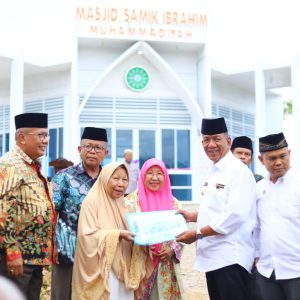 Bupati Pesisir Selatan Resmikan Mesjid Samik Ibrahim Muhamadiyah di Nagari Ampiang Parak
