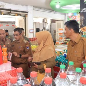 Pj Walikota Bersama BPOM Sidak Tempat Perbelanjaan
