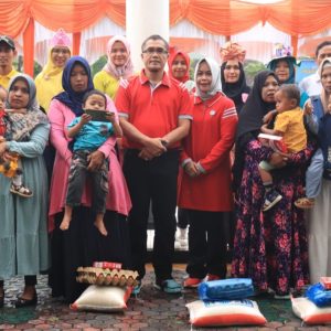 Bantuan Dari Barkah Mart Disalurkan Baznas Di Payakumbuh Timur, Wako Rida Ananda Sampaikan Apresiasi