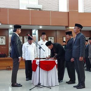 38 Pejabat Pemko Bukittinggi Dilantik