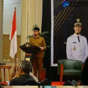 Wako Erman Safar Menyampaikan RKPD 2024 melalui Bapelitbang pada Musrenbang Kota Bukittinggi