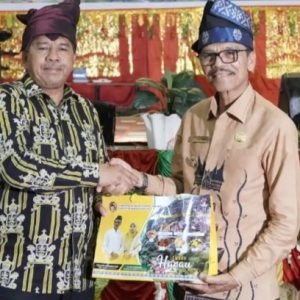 Gonjong Limo Siak Dilantik, Tiga Kepala Daerah Dorong Kekompakan Perantau Berkontribusi Membangun Kampung dan Rantau