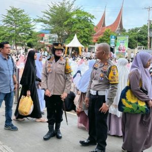 Kapolres Payakumbuh Pantau Langsung Pengamanan Sholat Idul Fitri 1444 H Yang Digelar Muhammadiyah
