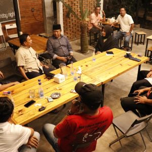 Silaturahmi Rezka Oktoberia dengan Para Tokoh Luak 50 di Tara Cafe Penuh Keakraban