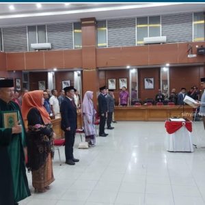 Wali Kota Bukittinggi Melantik Lima Pejabat Bukittinggi Empat Eselon II Satu Direktur RSUD