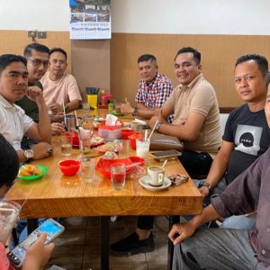 Ketua HIPMI Padang Pariaman BerSilahturahmi dengan Zeki Dt.Paduko Sati dan Hafis Alfarisyi
