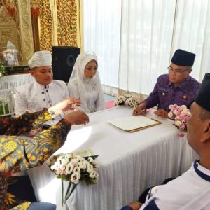 Rida Ananda Jadi Saksi Nikah Della dan Ikhsan Di Koto Nan Godang