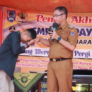 Hadiri Pentas Akhir Tahun SMPN 9 Payakumbuh, Rida Ananda Minta Sekolah Bebas Pungli