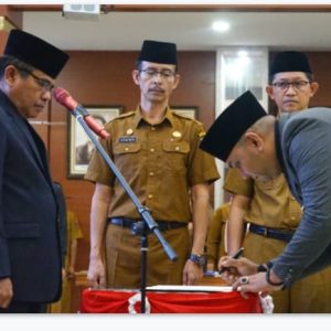 Tiga Pejabat Eselon II Pemko Bukittinggi Dilantik