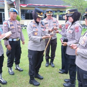 Sambut HUT Polwan ke 75, Personel Polwan Polres Payakumbuh Jalani Gaktibplin